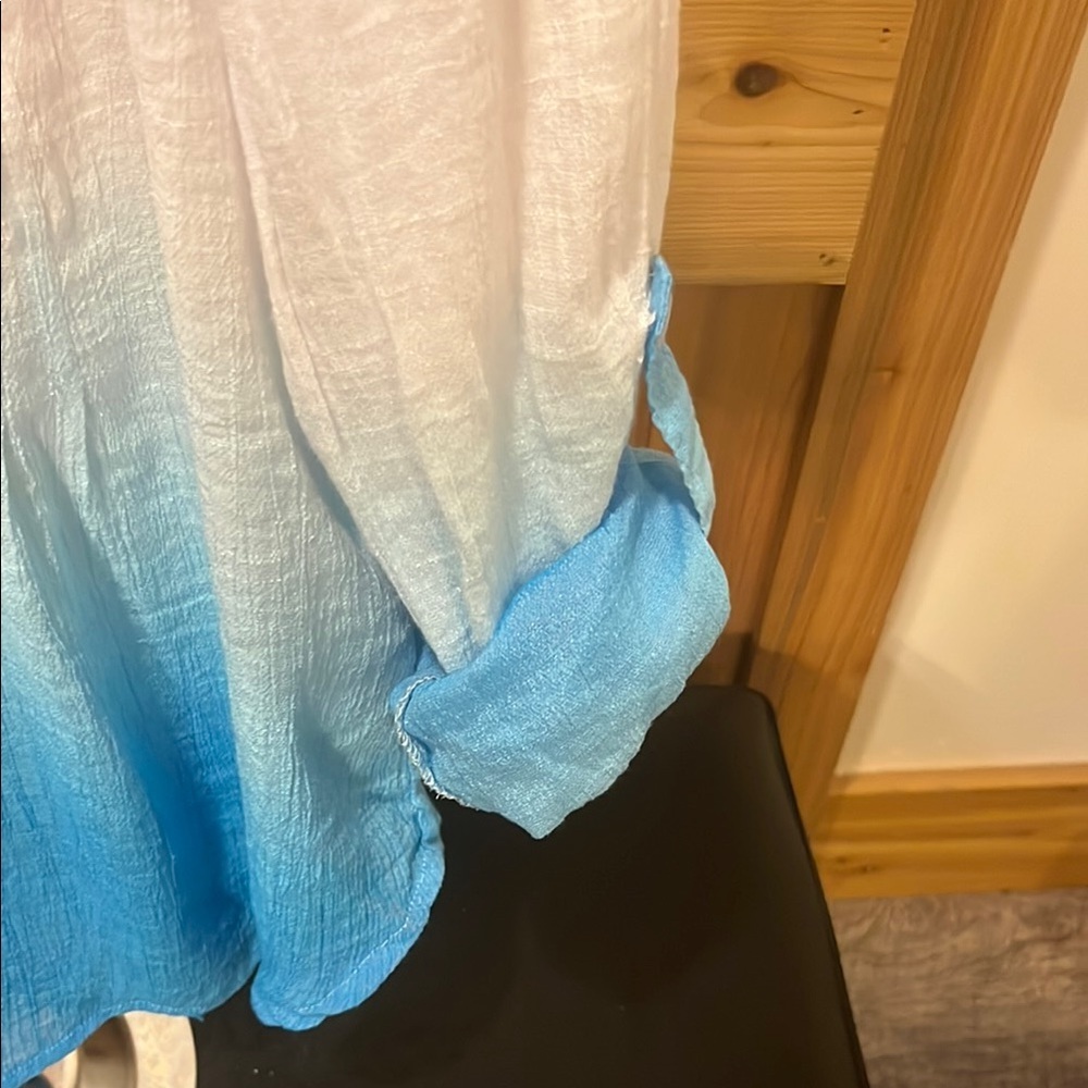 Zac & Rachel White and Blue Relaxed Blouse with Mandarin Collar - Picture 4 of 9